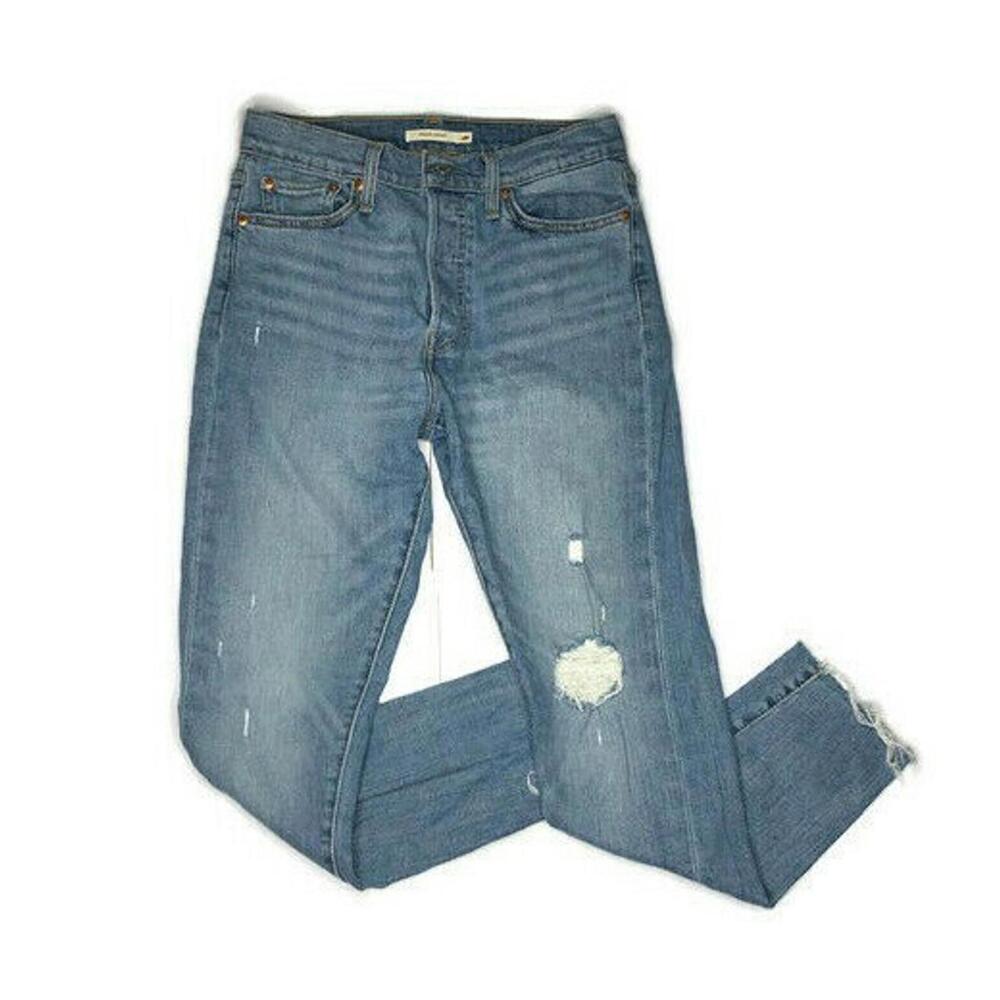 Levi's Womens Wedgie Skinny Jeans High Rise Light Wash Distressed Raw Hem Sz 29 - Picture 1 of 9